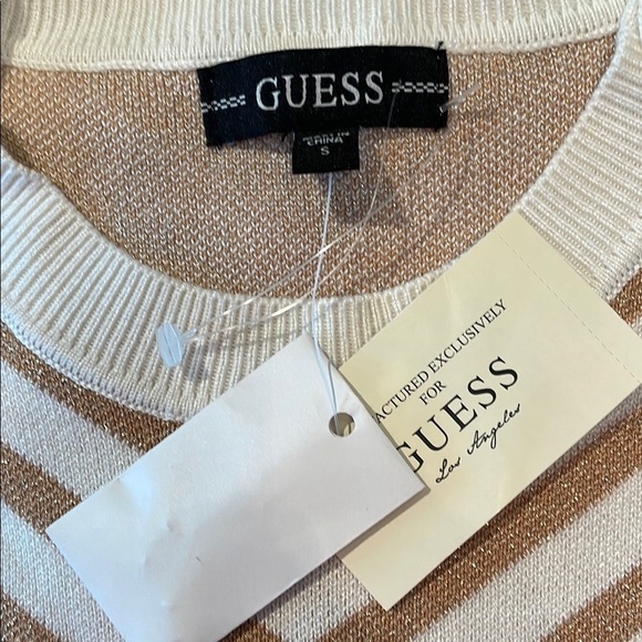 Elegant Chevron and Patterned Knit Sweater - Picture 5 of 6